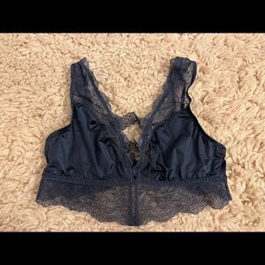 Victoria Secret Blue Lace Bralette Small